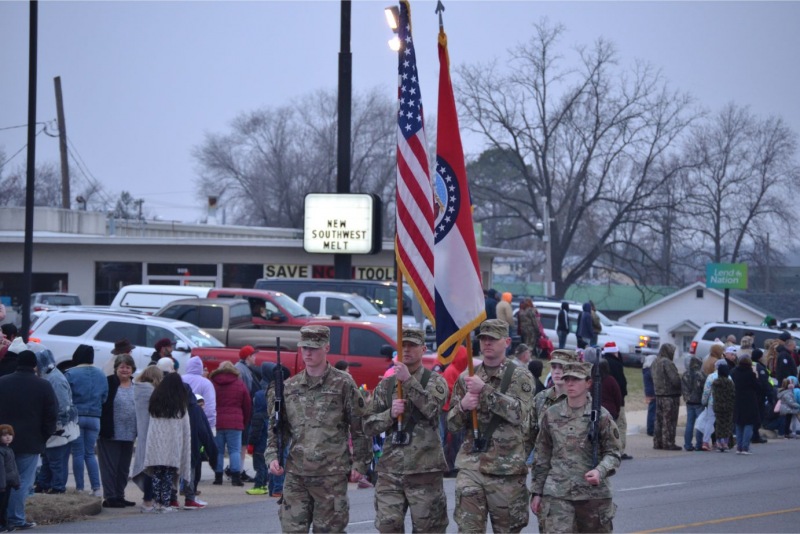 PHOTO GALLERY 2019 West Plains Christmas Parade Ozark Radio News