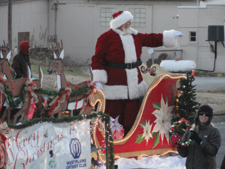 West Plains Christmas Parade scheduled for Dec. 12 Ozark Radio News