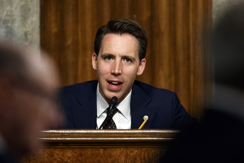 Hawley Demands Covid Relief Package Include Immediate Direct Relief for Working Families