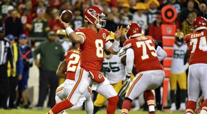Moore, defense keep Chiefs afloat with Mahomes sidelined