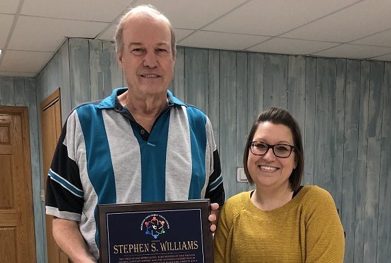 Mtn. View volunteer recognized for service