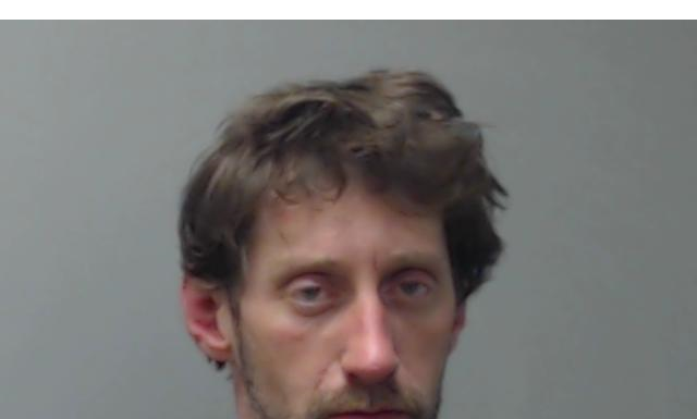 Ark. man charged with theft and battery