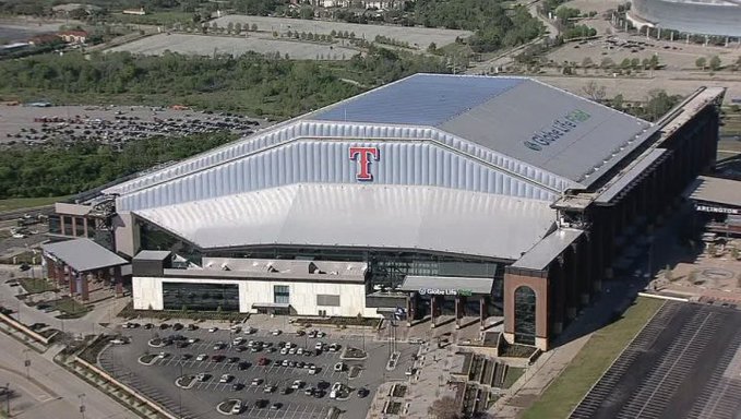 The new Texas Rangers stadium looks like a roasting pan, and