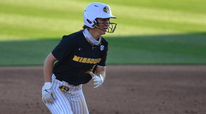 No. 17/20 Mizzou Softball’s Bats Lead the Way in Run-Rule Effort