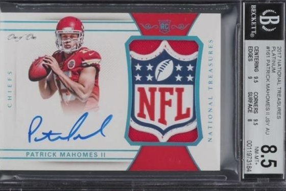 Lot Detail - 2017 Panini Contenders Rookie Roundup Gold #RR-PM Patrick  Mahomes II Signed Rookie Card (#15/25) - Mahomes' Jersey Number! - PSA GEM  MT 10