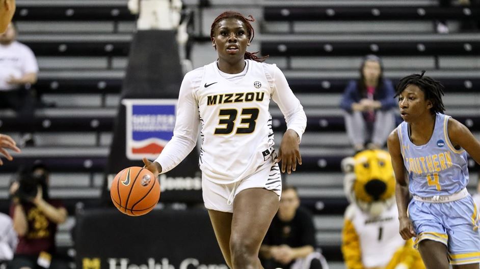 Former Mizzou WBB star Aijha Blackwell speaks out being a Black athlete