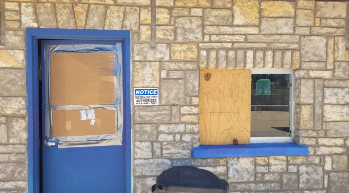 West Plains Aquatic Center victim of Vandalism Sunday Morning