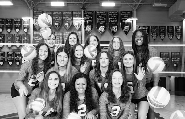 Grizzly Volleyball ends regular season with win over STCC.
