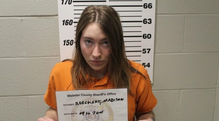 Marshfield Woman Shoots Boyfriend on New Year’s Eve, Turns Herself In After