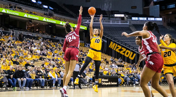 Women’s Basketball Hosts No. 5 LSU