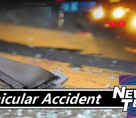 Tractor Trailer Overturns near Mountain Home this Morning