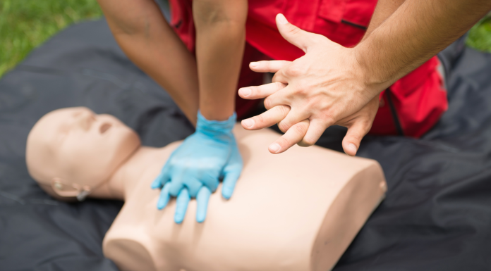 Ozarks Healthcare to offer Heartsaver® CPR and First Aid Training for Teens this Summer