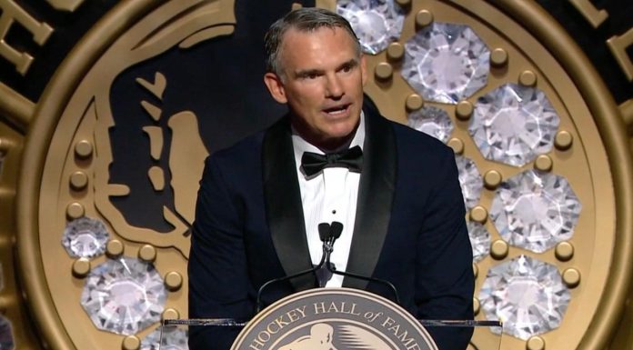 Hitchcock, Turgeon inducted into Hockey Hall of Fame
