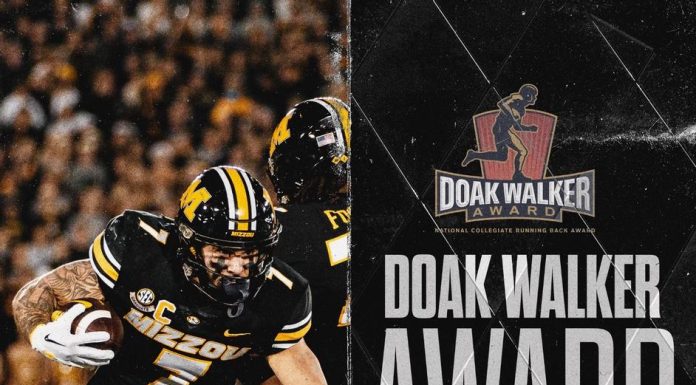 Schrader Named Semifinalist For Doak Walker Award