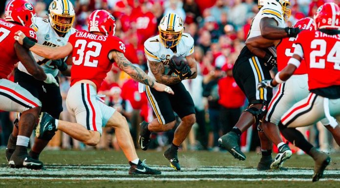 No. 2 Georgia Outlasts No. 12 Football
