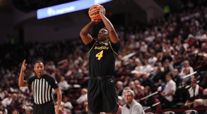Texas A&M Holds Off Men’s Basketball, 63-57
