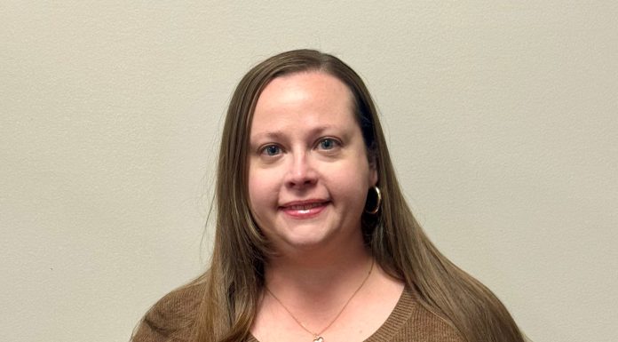 R-7 Board Secretary Receives State Recognition