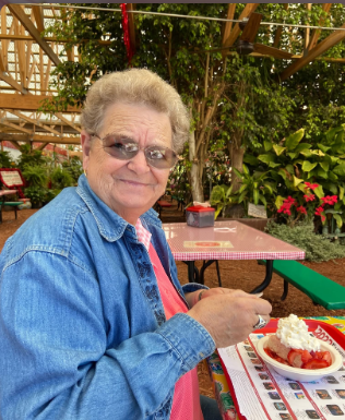 Roberta Louise Maguffee