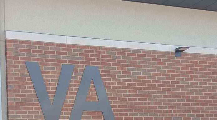 Ribbon Cutting Celebrates Opening of New West Plains VA Clinic