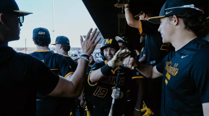 Baseball Welcomes No. 24 Arkansas for Three-Game SEC Series at Taylor Stadium