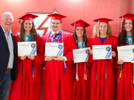 West Plains Kiwanis Presents 5 Scholarships to West Plains Graduates