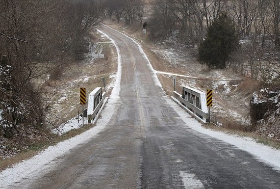 MoDOT urges motorists to stay off roads in Southern Missouri