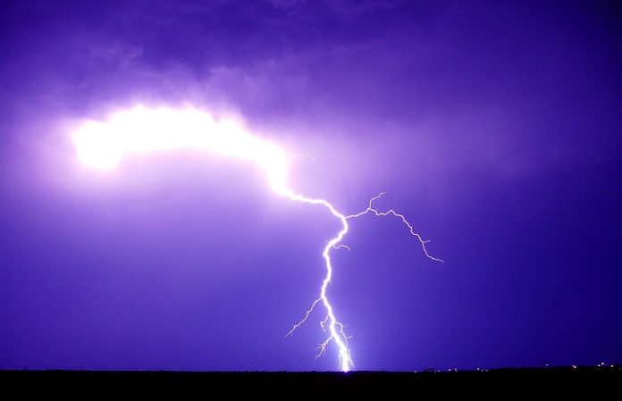 st_lightning6
