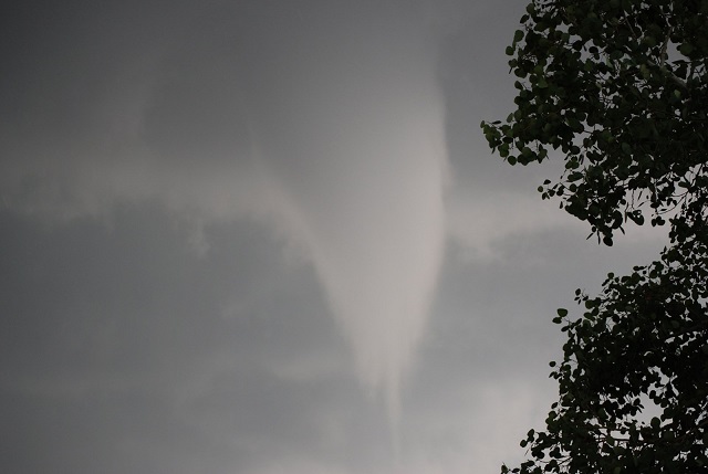 st_tornado1