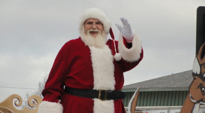 West Plains Christmas parade this Saturday