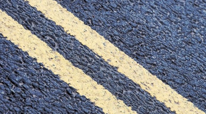 Arkansas governor makes road tax main priority for 2020