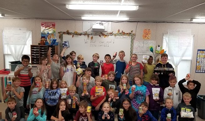 Two WP Elementary 4th grade classrooms host food drive