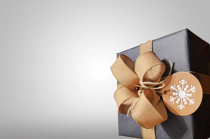 st_christmasgiftPB