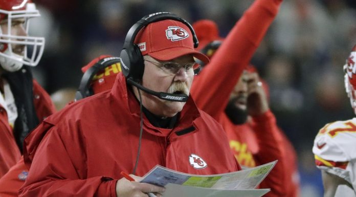 With top 2 seed in sight, Chiefs keep guard up against Bears