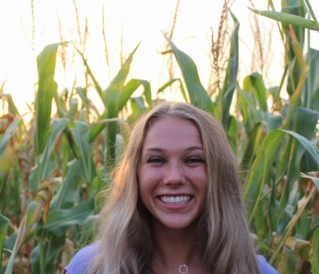 Senior Spotlight: Andrea Yount – Bakersfield High School