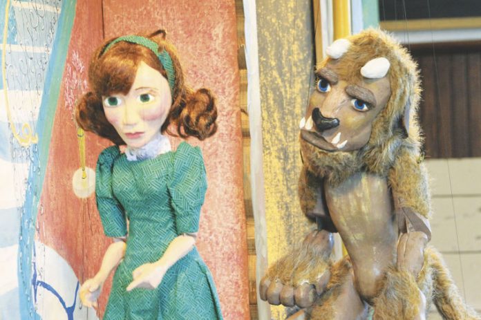 Stephen's Puppets - Beauty and the Beast
