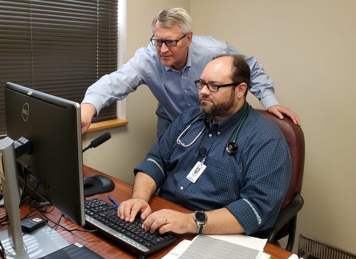 Drs David and Nathaniel Barbe crop