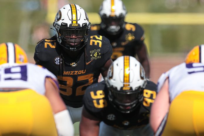 MIZ_fb_vsLSU_105