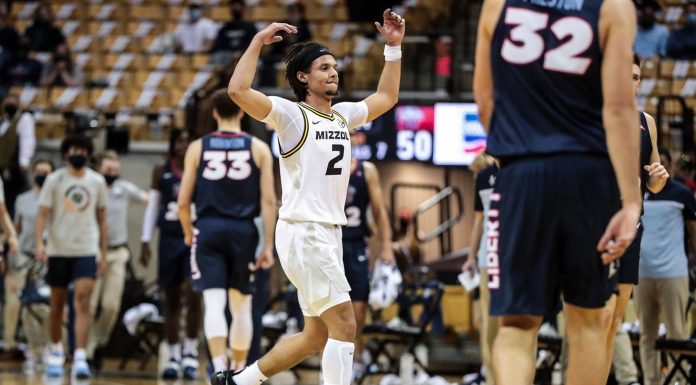 Mizzou Men’s Hoops Makes it Four in a Row with 69-60 Win Over Liberty