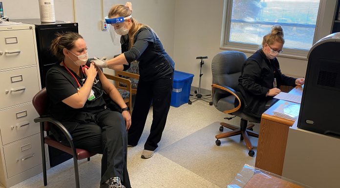 COVID-19 vaccine arrives at Mercy St. Francis Hospital