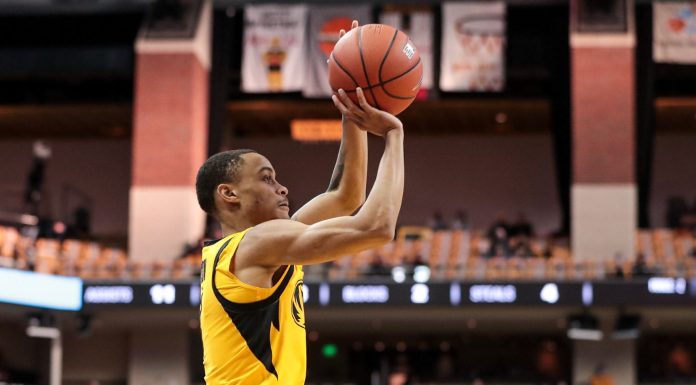 Mizzou Falls in OT Thriller to Arkansas, 86-81