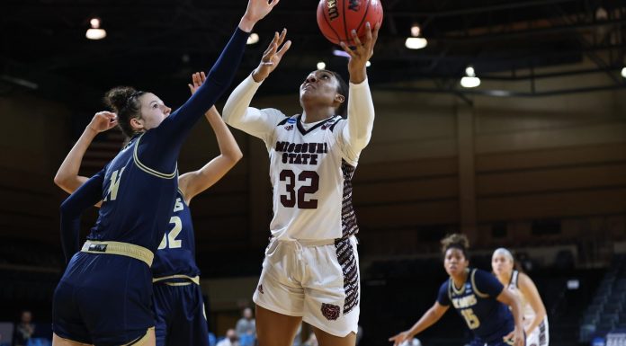 Lady Bears Pull Away from UC Davis for NCAA First Round Win