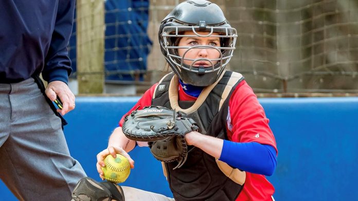 Addie_Lange_Catcher_cropped