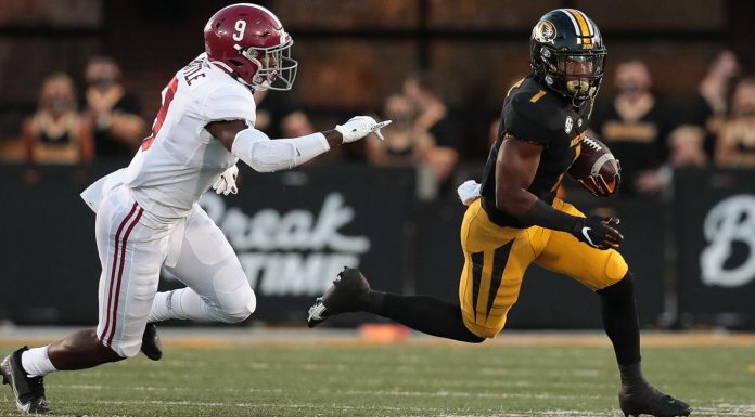 Tyler Badie Named AFCA Good Works Team Nominee