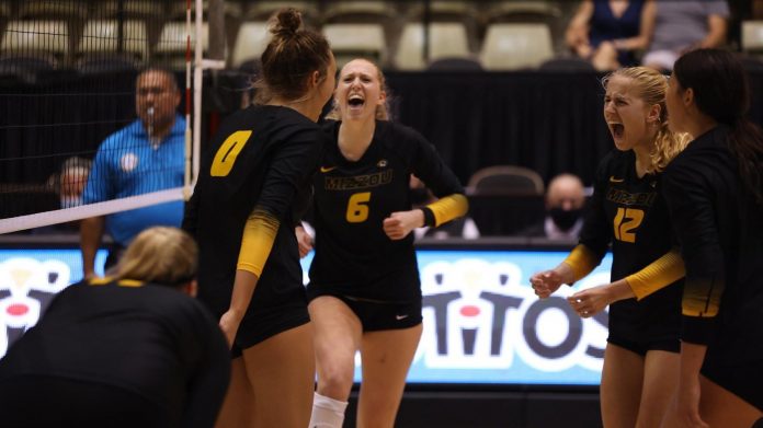 20210827_MIZVB_UMKC_250