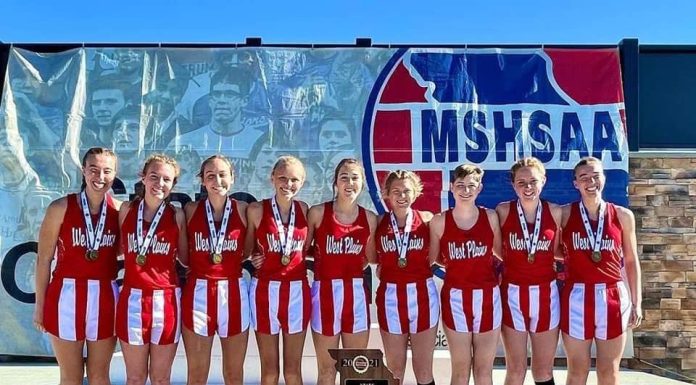 Alicia Gunter talks with Garylee on State cross country meet