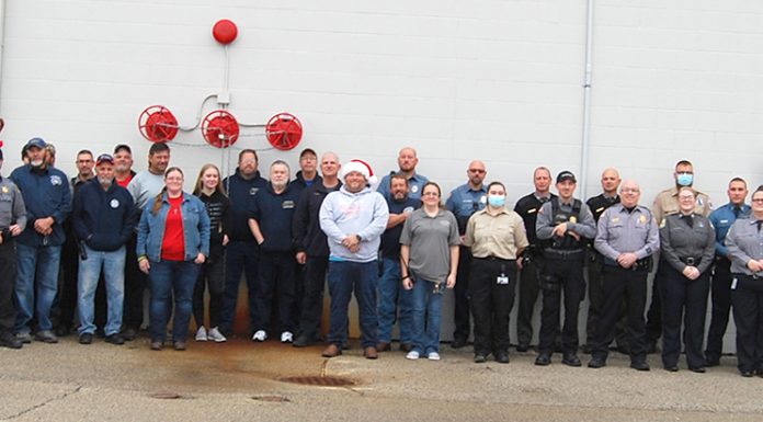 Over 240 Children Participate in the Houston Lions Club Texas County Shop With a Hero Program