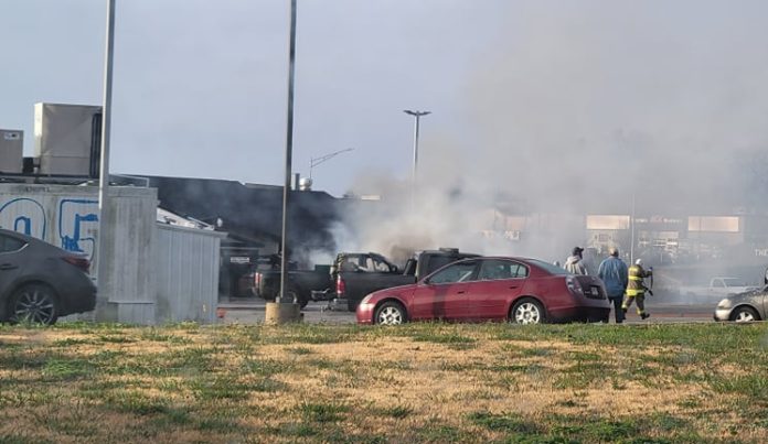 vehicle fire Ranch House