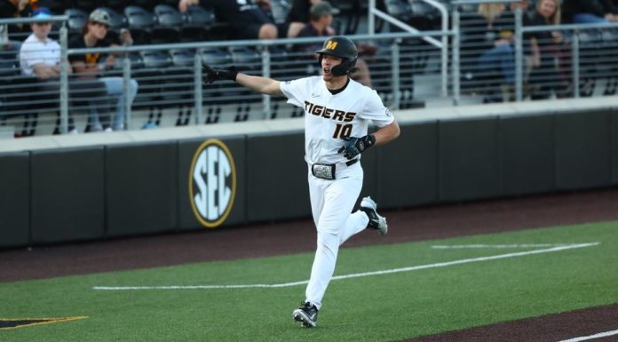 Tigers Trounce Saint Louis, 18-4