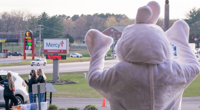 Mercy St. Francis Plans to Continue New “Egg Drop” Tradition