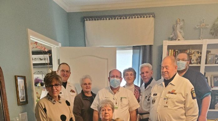 Ozarks Healthcare Honors Veteran with Ceremony